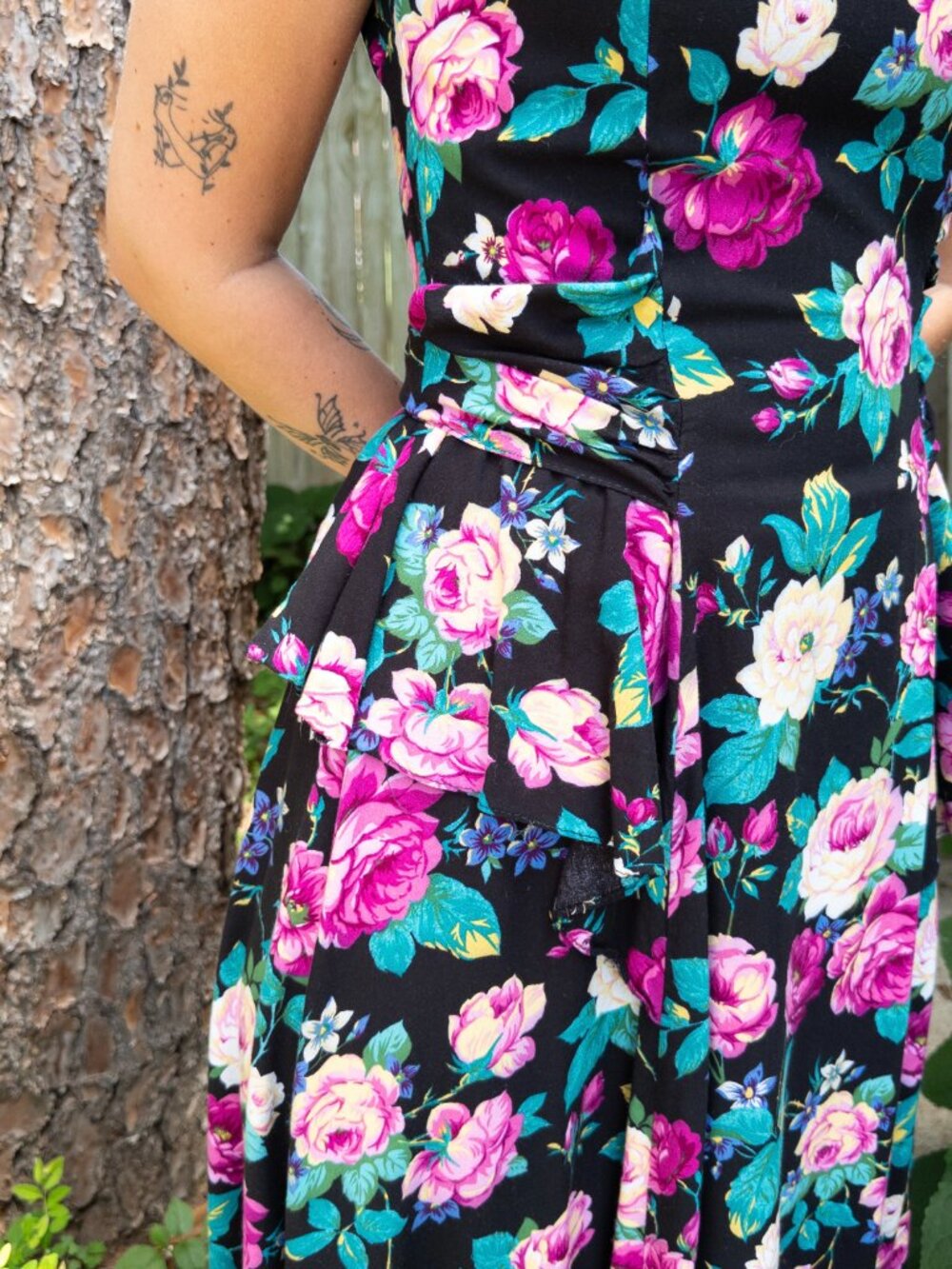 Vintage 90's Whimsigoth Cottagecore Peplum Floral Flowy Midi Dress Size Small